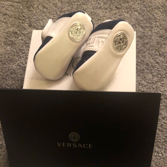 Authentic Young Versace Baby Sneakers - Picture 2 of 4